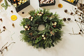 Making an Advent Wreath. Christmas decor